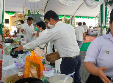 พิธีบวงสรวง และเจริญพระพุทธมนต์ พระราชวรวงศ์เธอ ... พารามิเตอร์รูปภาพ 38